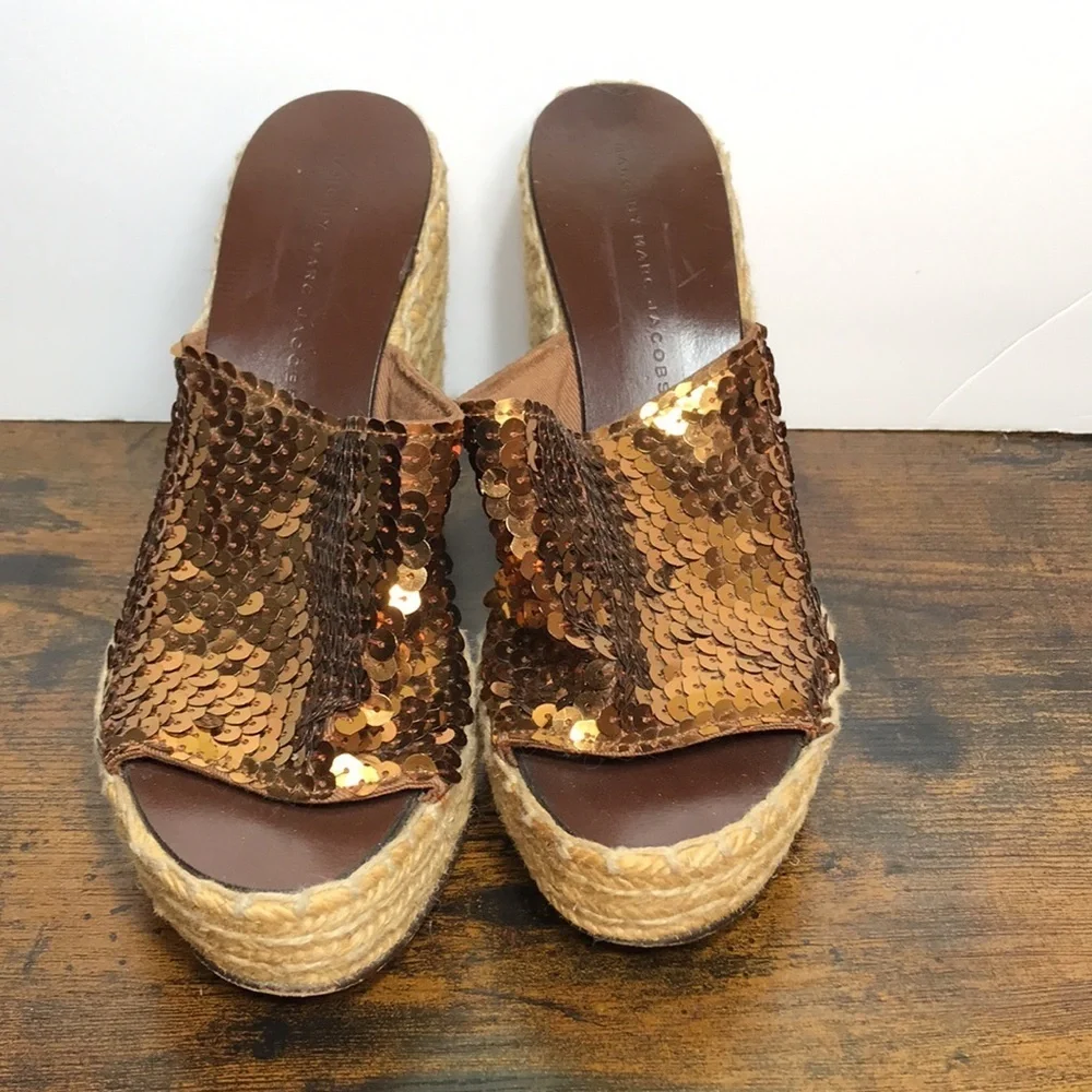 Marc by Marc Jacobs Bronze Sequence Platform Wedge Slip On Sandals 37 /6.5-7 Y2K